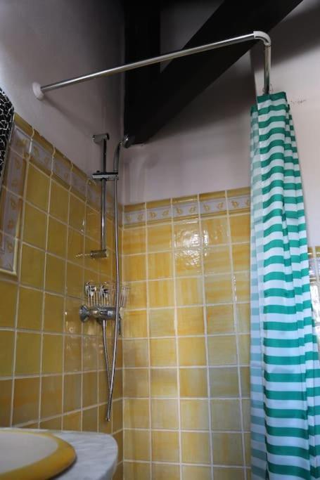 Private Apartment - The Lover'S Nest - Apt Privado Granada Kültér fotó